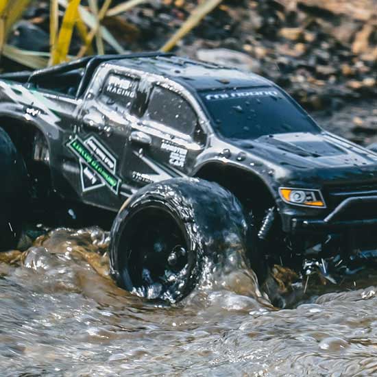 FMS 1:24 FMT24 Chevrolet Colorado Monster Truck RTR